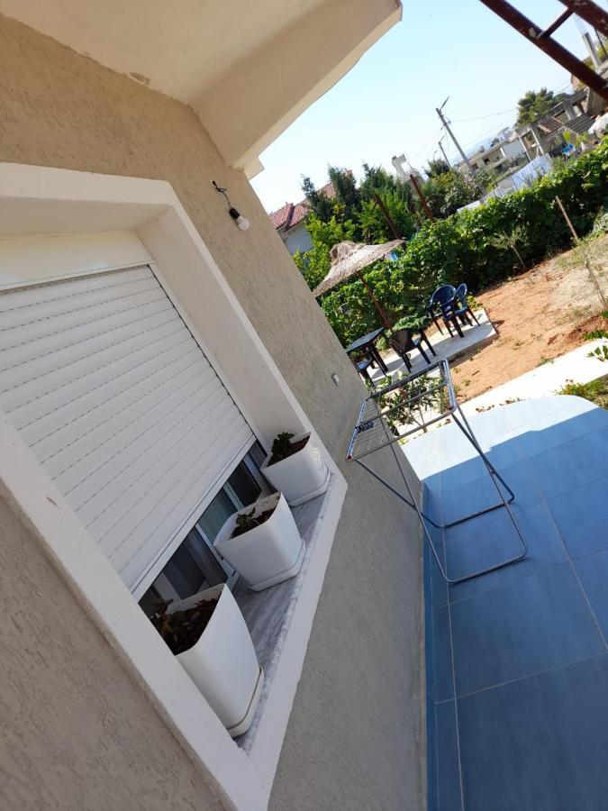 Rey Garden 2 Hotel Vlorë Buitenkant foto